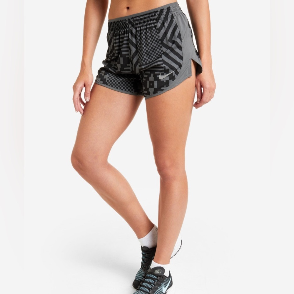 NIKE TEMPO LUX RUNWAY SHORT GREY Adjustable Waist & Back Zipper Pocket Size M - Picture 10 of 11